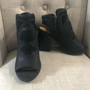 Women’s Black Booties 7.5